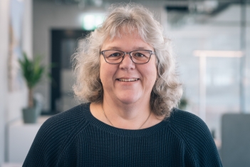 Karin Blaser
